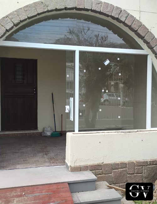 Vidraçaria Guaíba Vidros Box guarda Corpo Cobertura vidor fixo Para peito espelhos janelas portas (42)